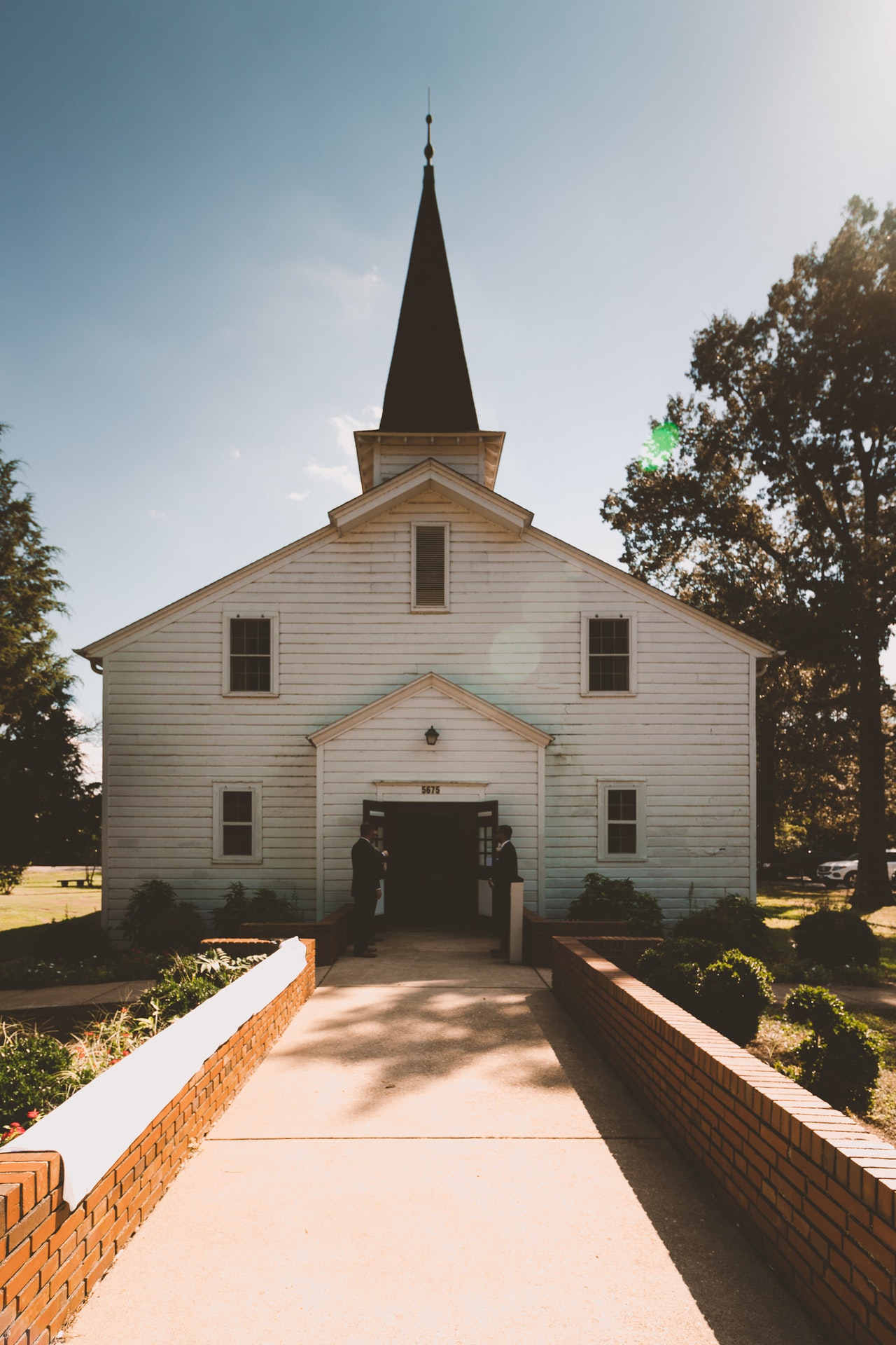 How to Start a Church: The Ultimate Guide to Following Your Faith