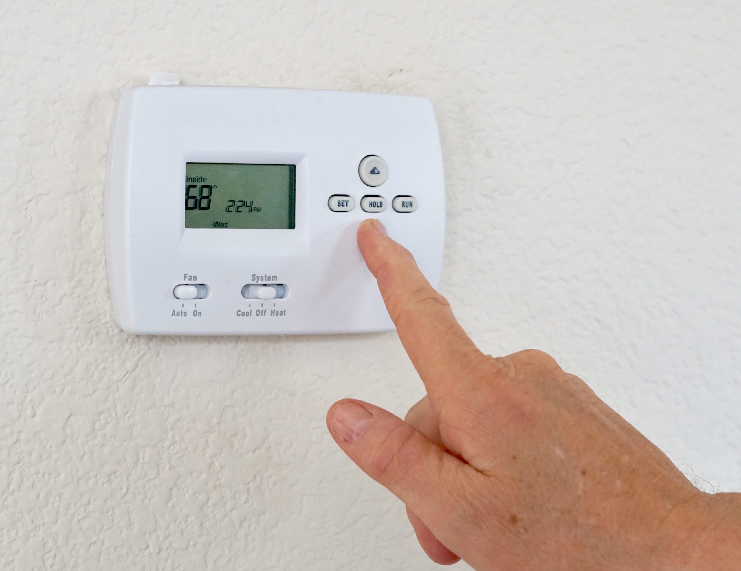 Steps to Replacing the Thermostat in Your Home
